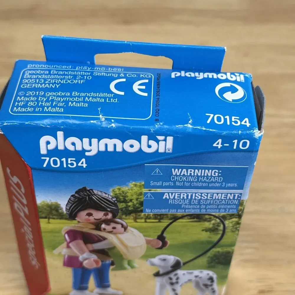 Playmobil  Special PLUS 70154 NEW Mother with Baby and Dog - Picture 5 of 6